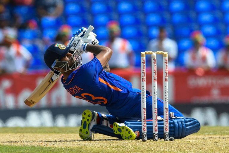 T20 World Cup Brilliant Surya lights up MCG as India enter semis