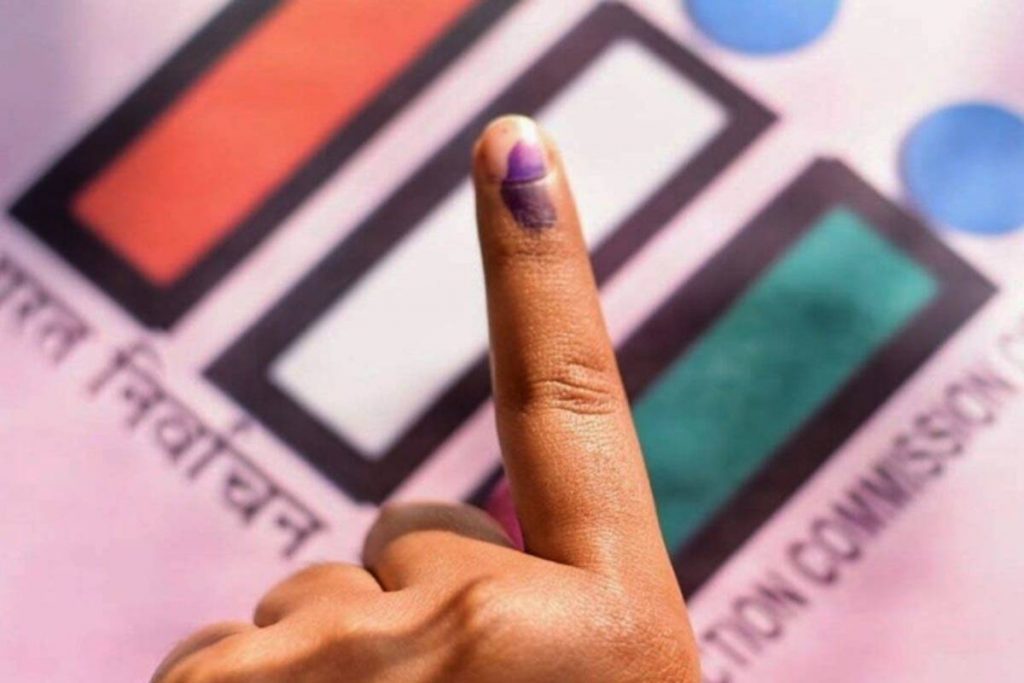 Exit polls predict thumping victory for AAP in MCD polls