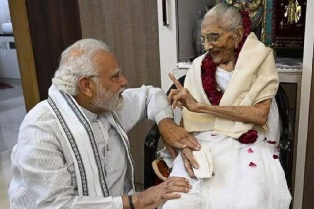 Class 2 student writes condolence letter to PM Modi on his mother  Heeraben's demise, latter's 'heartfelt' response goes viral : The Tribune  India