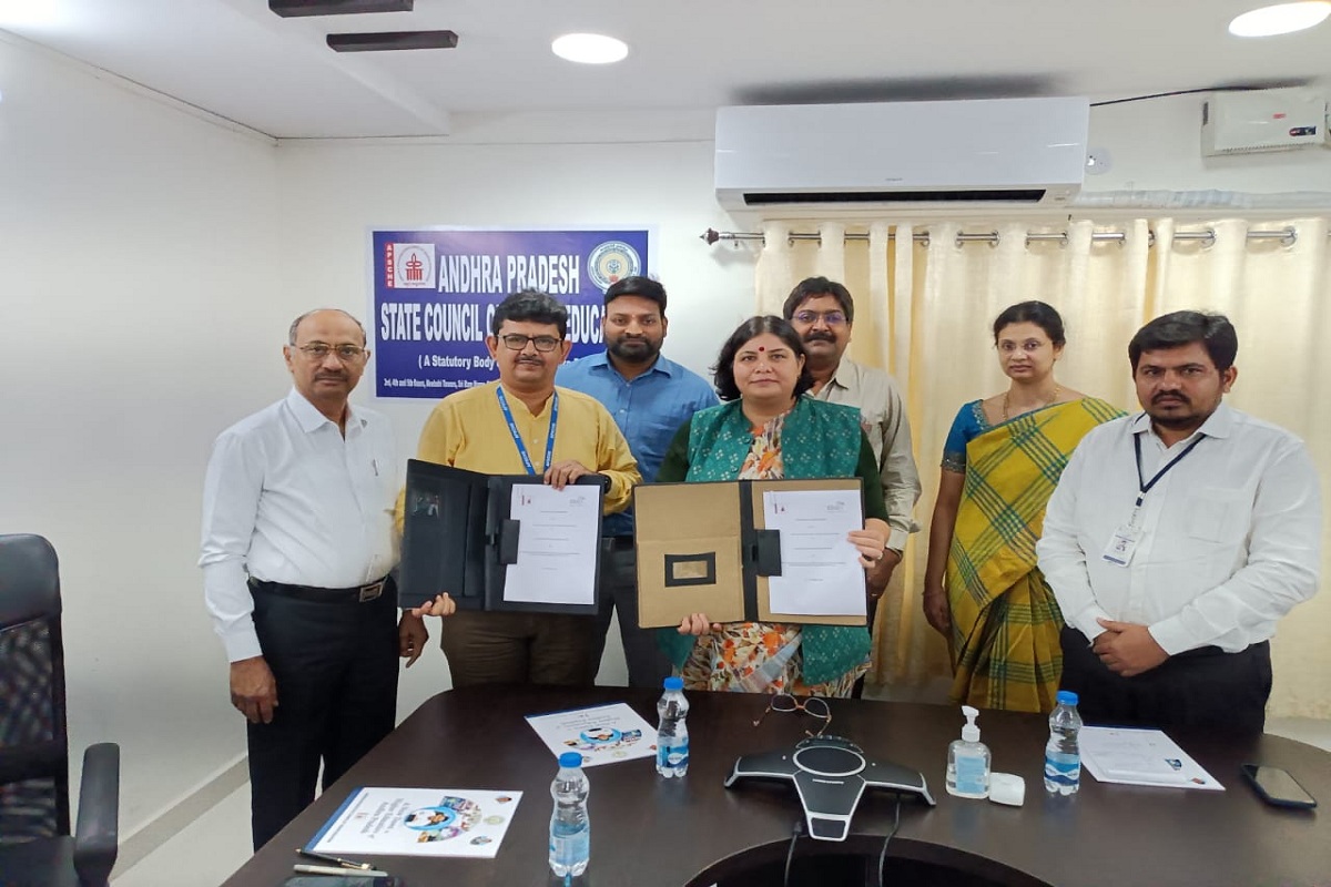 ESSCI & APSCHE join hands to launch integrated programmes in electronics Sector