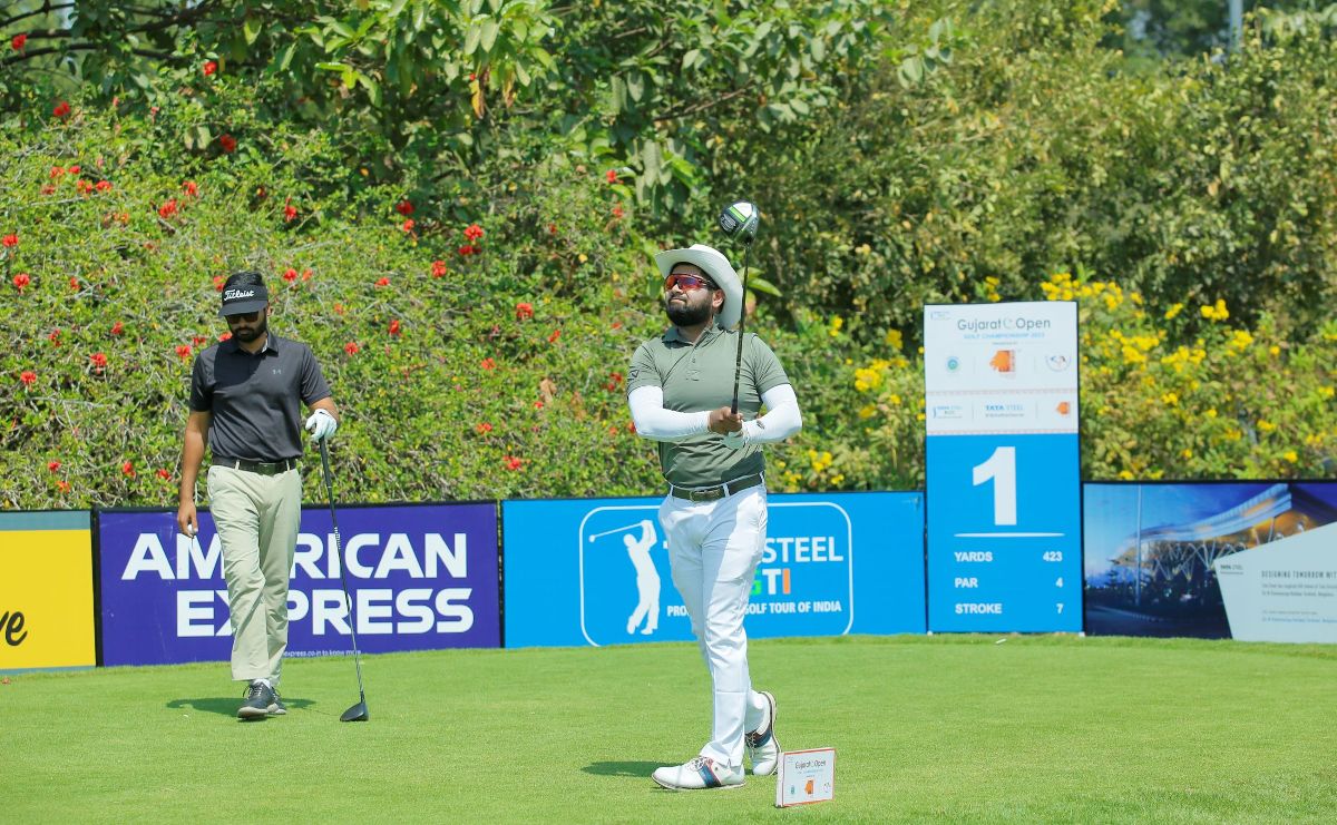 Aman Raj races into three-shot lead in round two