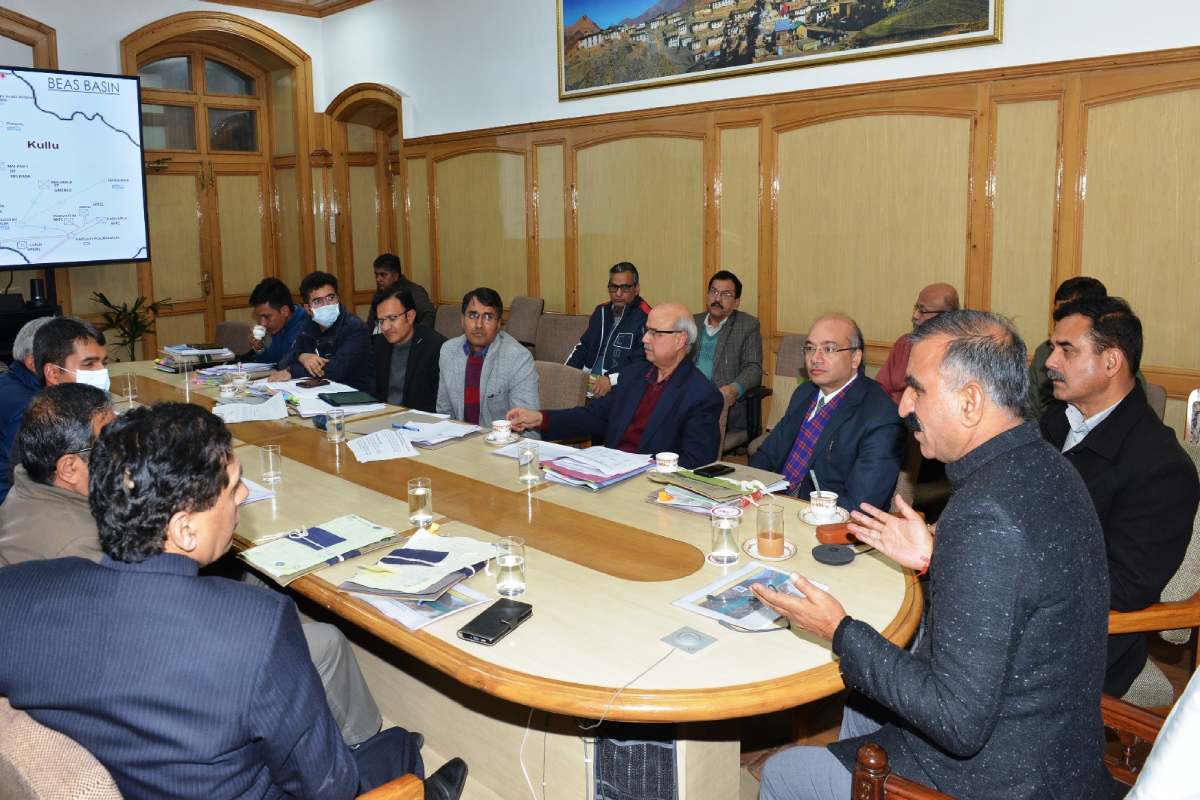 Himachal CM directs HPPTCL to expedite work on under construction projects