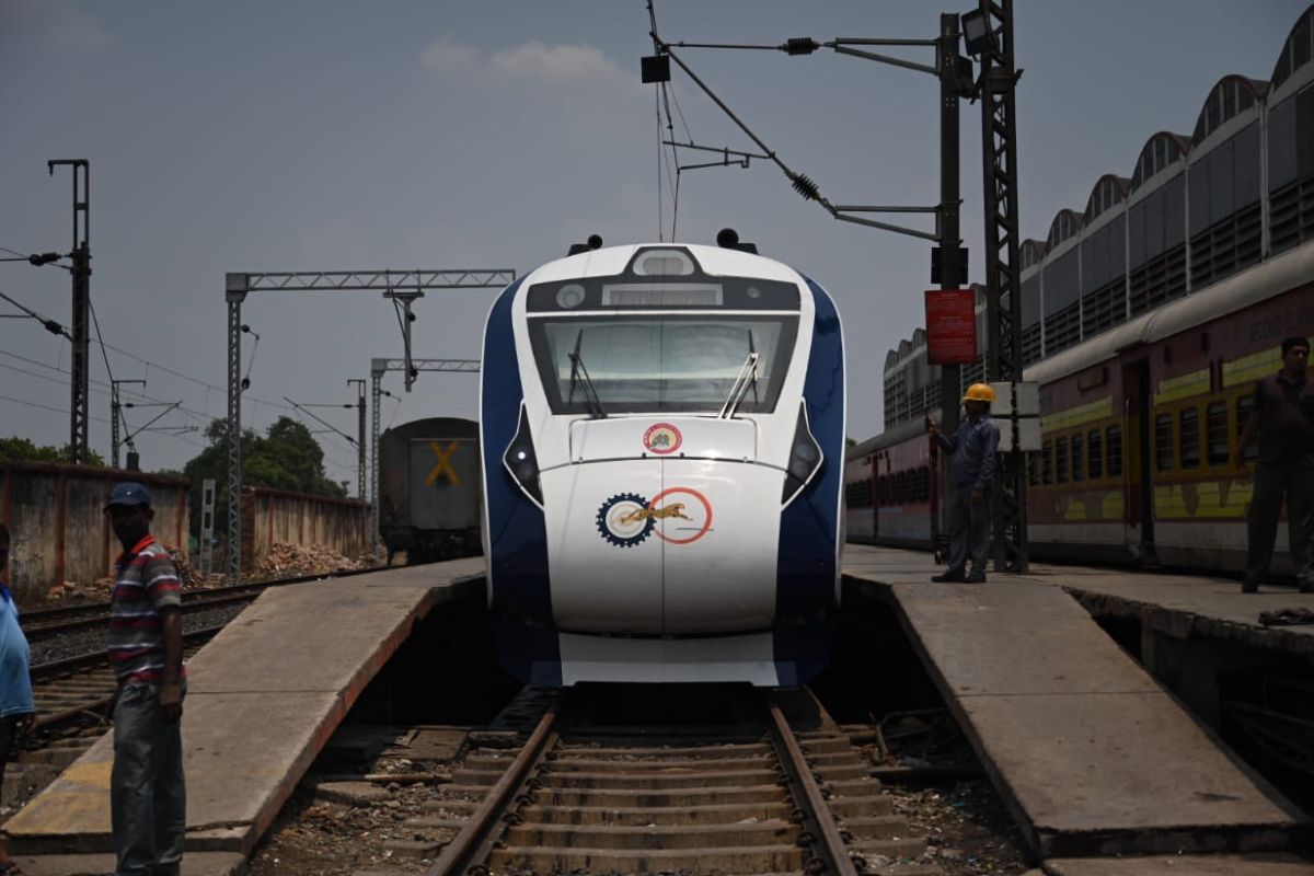 Railway completes route survey of 1660km Delhi-Howrah Bullet Train
