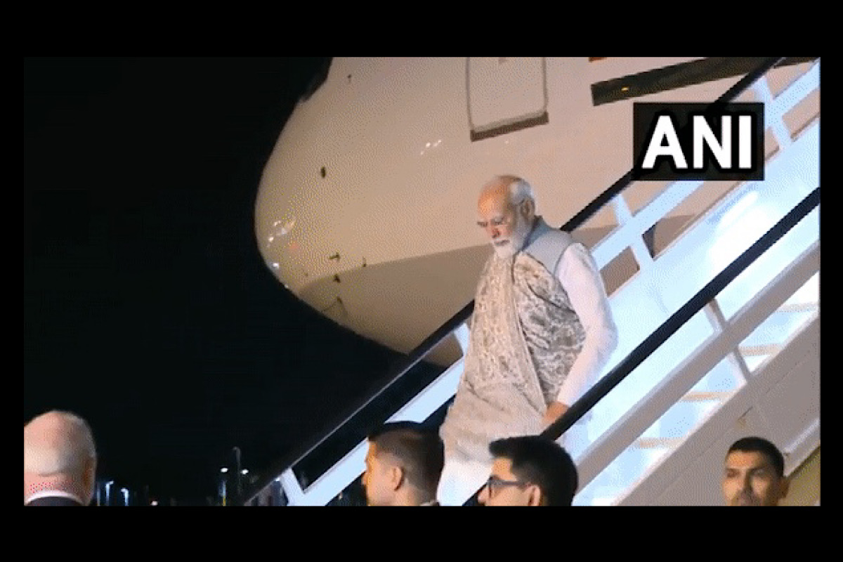 91-year-old among diaspora who arrive in Sydney on ‘Modi Airways’ to greet PM Modi