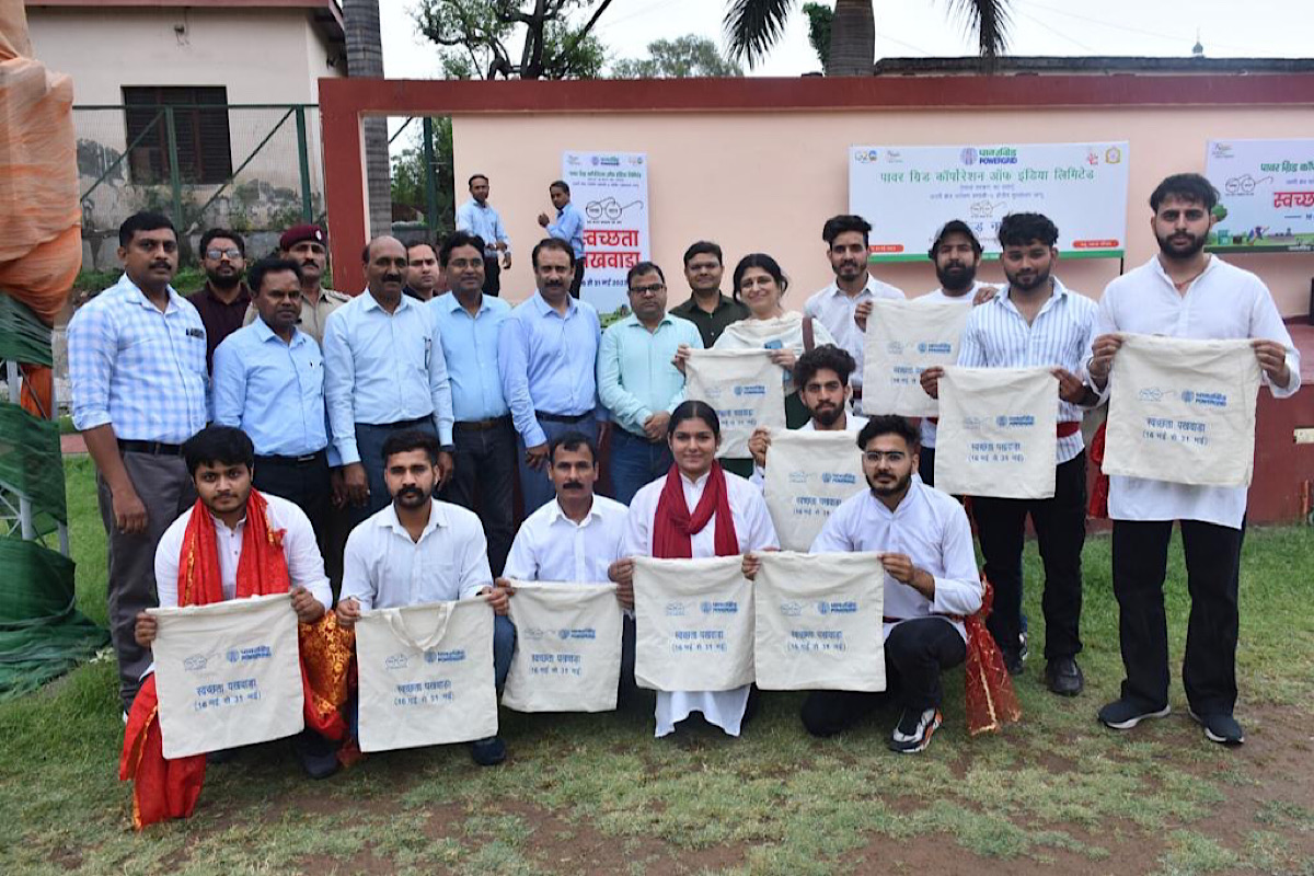 POWERGRID Distributes Cotton Bags, Organizes Nukkad Natak To Sensitise General Public of Jammu