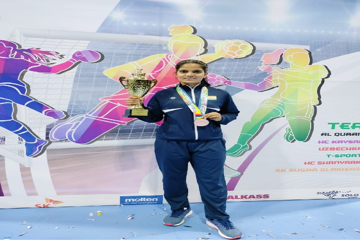 Manika Pal helps T Sports Club (India)  win a bronze medal