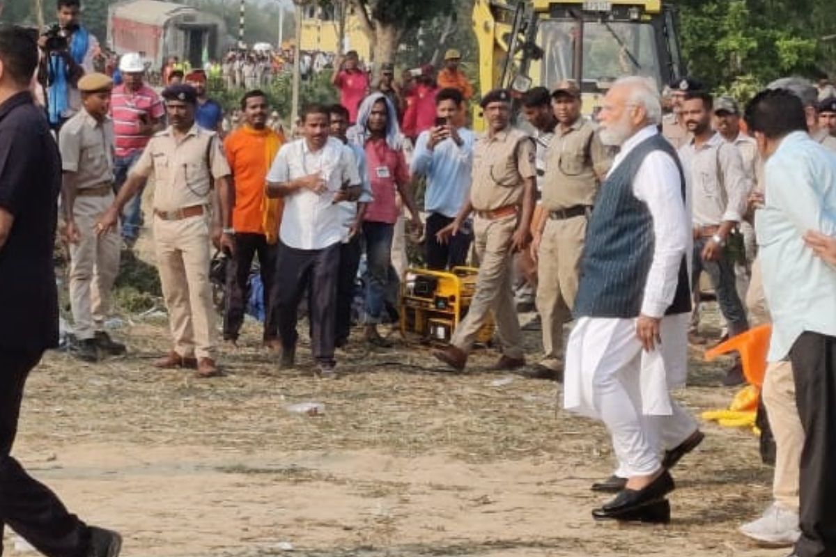 PM Modi visits Balasore to oversee rescue operation