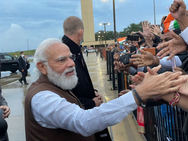 PM Modi welcomed at New York airport with ‘Modi-Modi’ chants