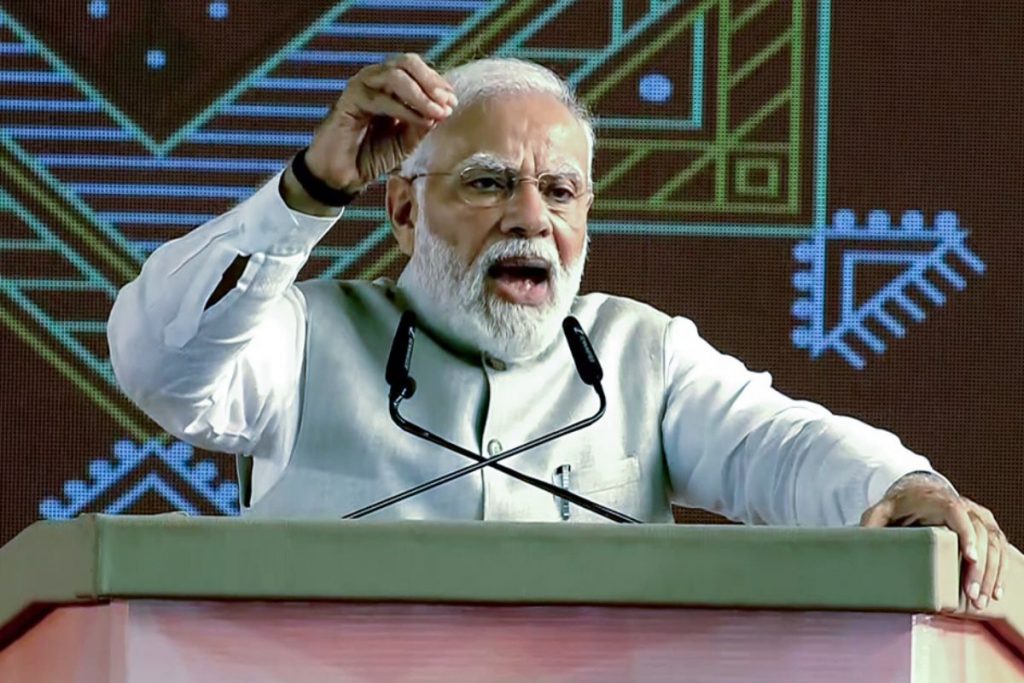 PM Modi apologises to 25 lakh security guards, says Opposition is