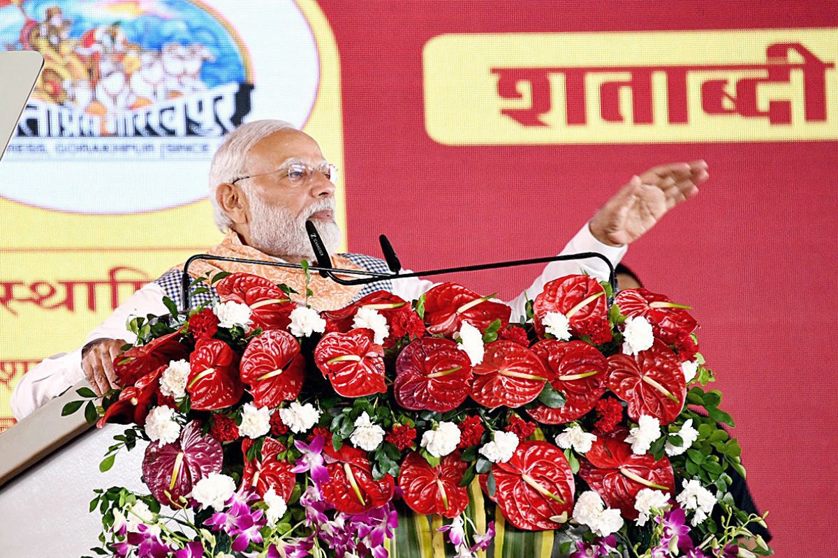 India touching a new dimension of success every day: PM in Gorakhpur