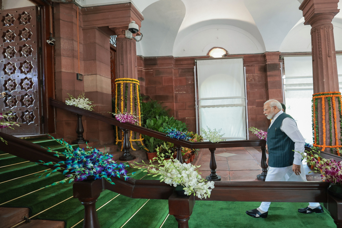 “We remember the iconic…,” PM Modi on old Parliament building