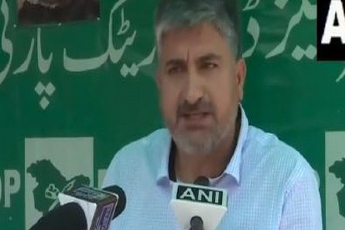 “Bharat-India name row only to divert attention…”: PDP leader Mohit Bhan