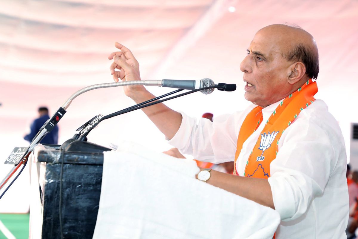 Rajnath asks Congress to clarify stand on Sanatan Dharma