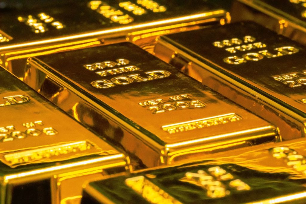 Gold , Delhi Airport, smuggling