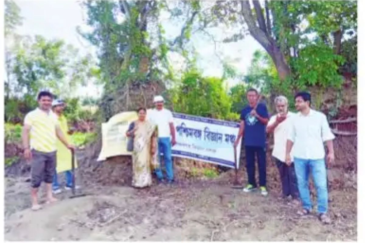 Activists reconnect Anjana river with Jalangi after local admin neglect