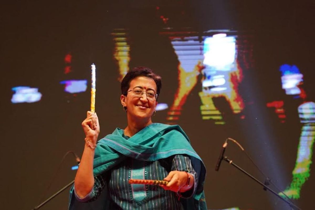 Delhi: Atishi inaugurates two-day ‘Dandiya Festival’