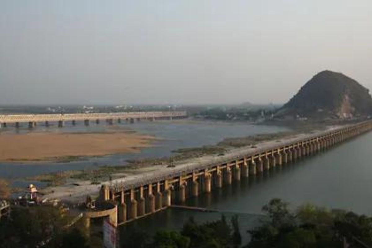 Andhra Pradesh to move SC over Krishna water dispute