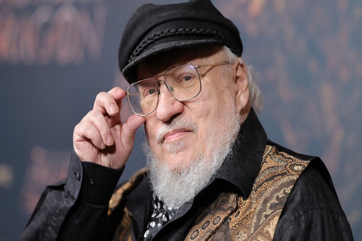 Game of Thrones fan finishes George R.R. Martin's book series