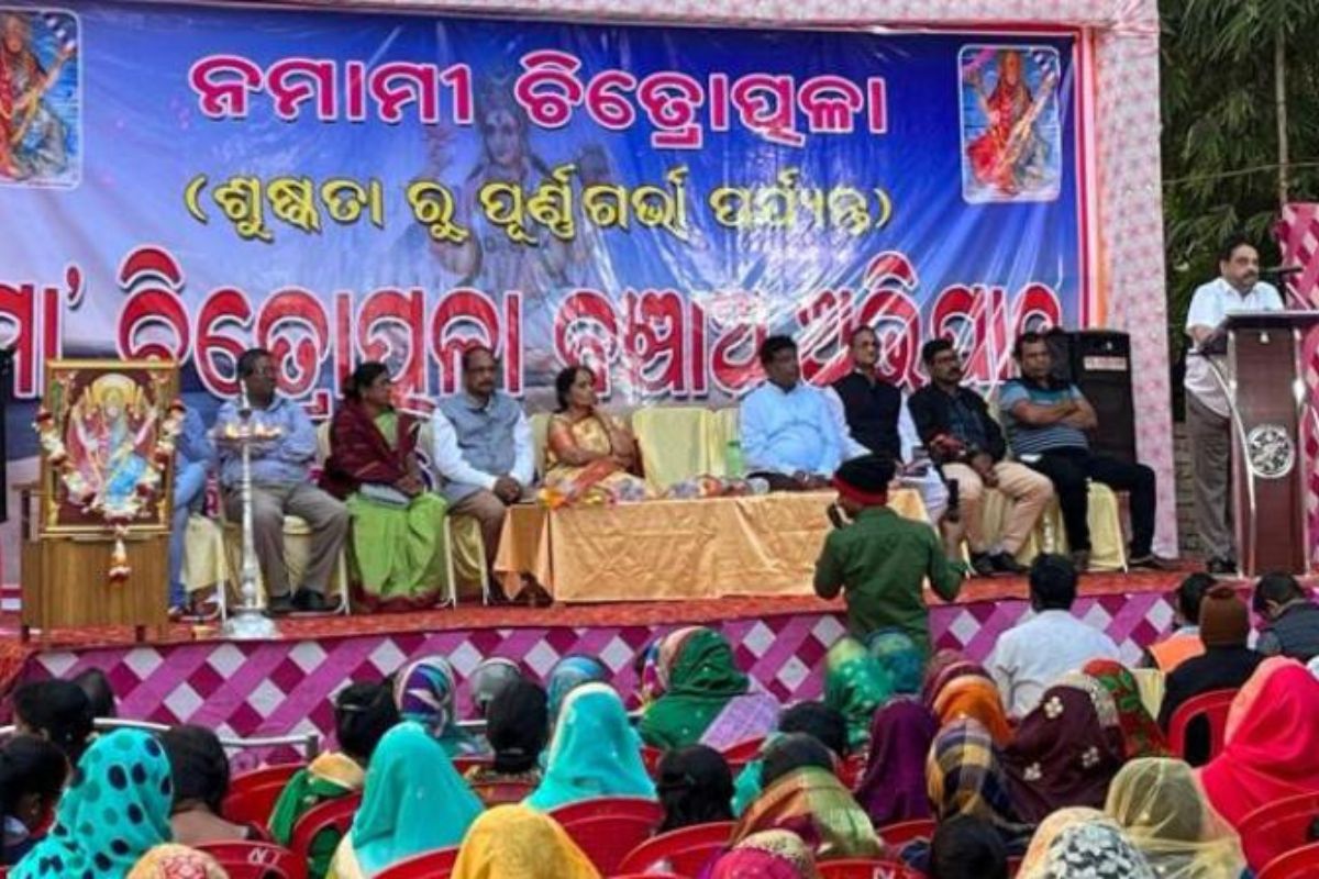 Odisha: Thousands of women stage protest seeking rejuvenation of Chitrotpala river