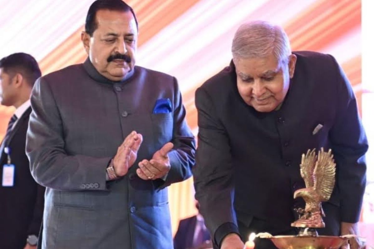 Art 370 abrogation delinked growth in J&K from partisan interests: VP