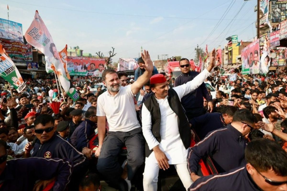 Akhilesh Yadav joins Rahul Gandhi’s Bharat Jodo Nyay Yatra in Agra