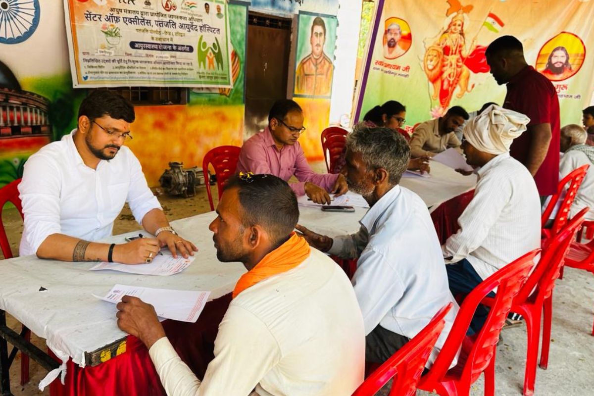 Patanjali Ayurved Hospital’s free health camp benefits hundreds