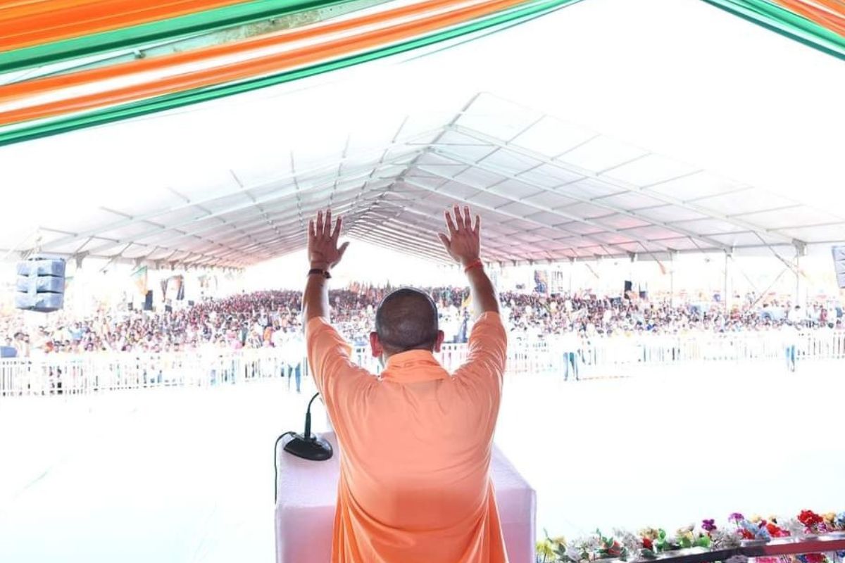 Chhattisgarh: UP CM addresses 3 rallies ahead of Lok Sabha polls