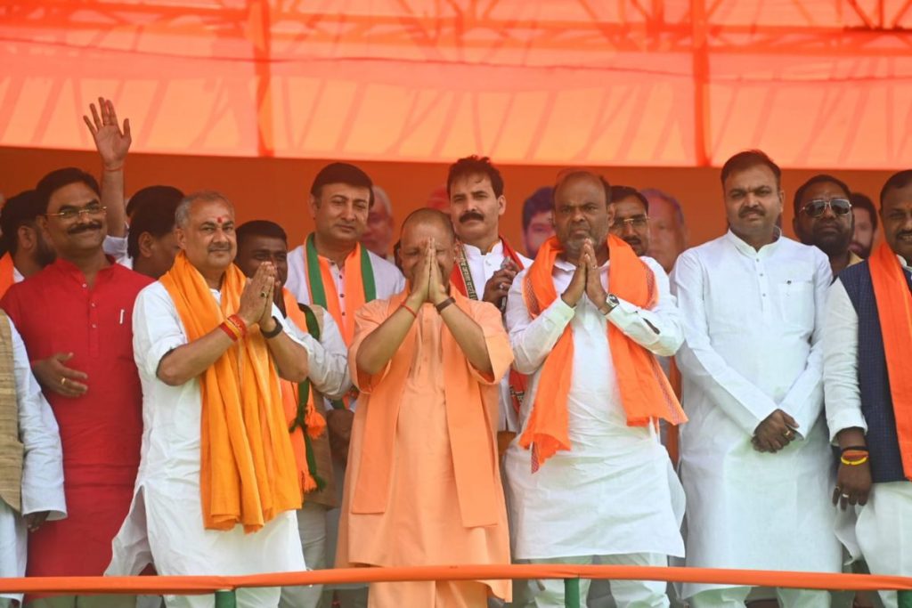 UP CM Yogi urges Bihar voters to follow UP's lead in rejecting family-centric politics