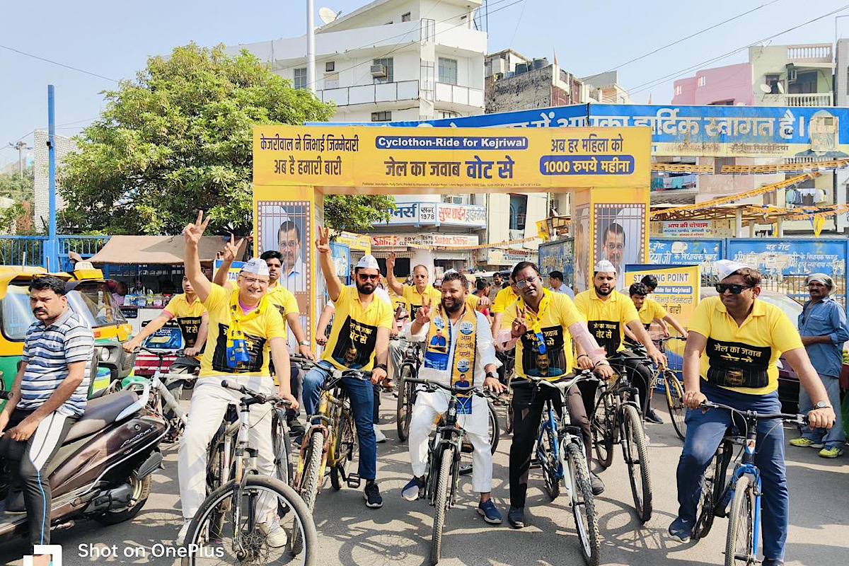 AAP takes out cycle rally in East Delhi ahead of LS polls
