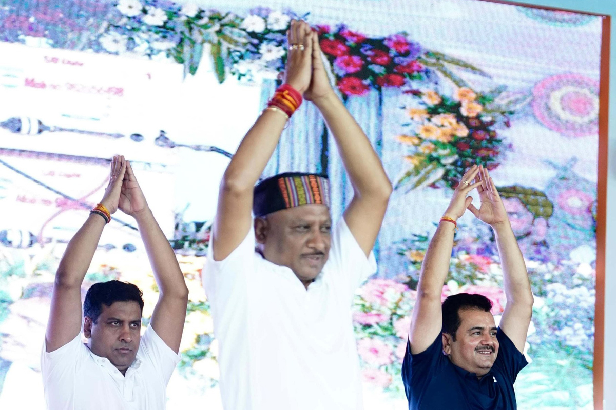 CM leads in celebrating International Yoga Day in Chhattisgarh