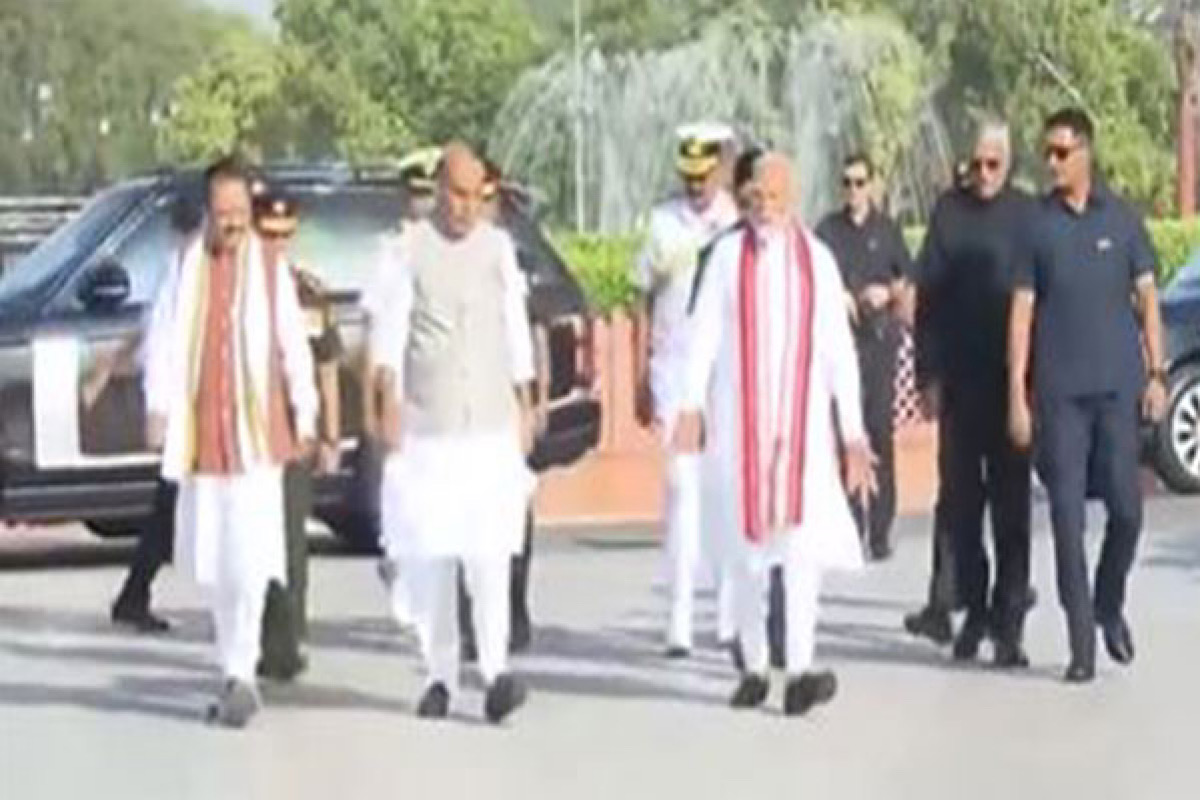 PM-elect Narendra Modi visits War Memorial ahead of swearing-in ceremony