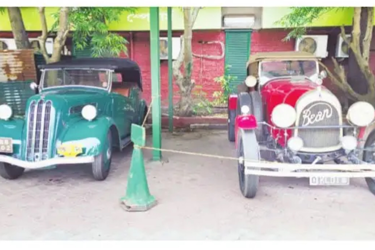 Century-old car completes world tour