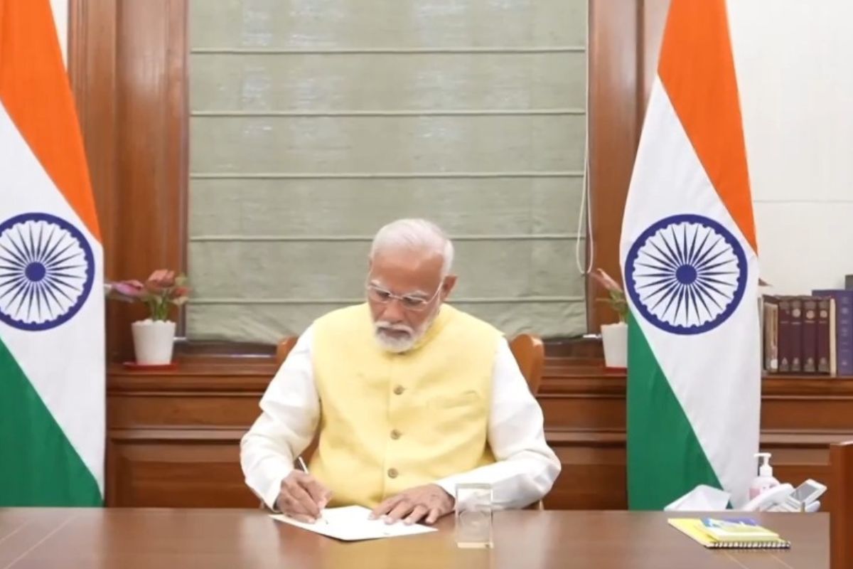 Modi takes charge as PM; signs first file on release of ‘PM Kisan Nidhi’ installment