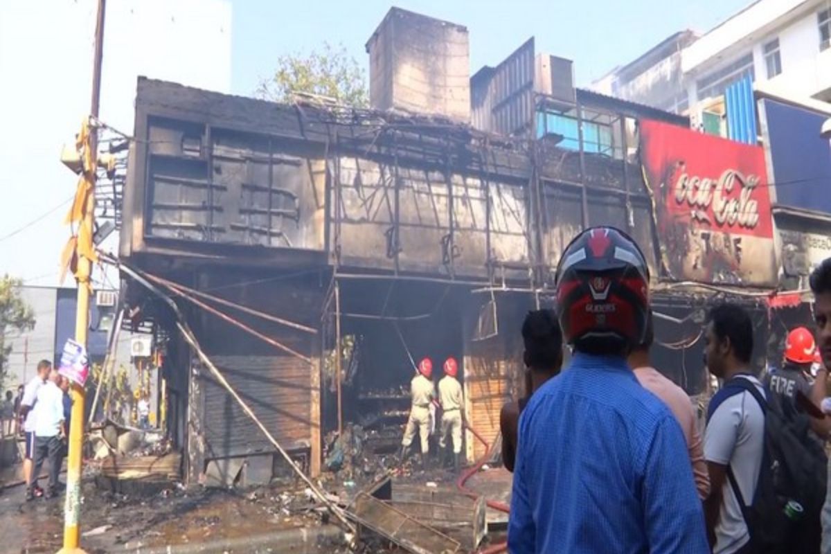 Five shops gutted after fire breaks out at Vasant Vihar market