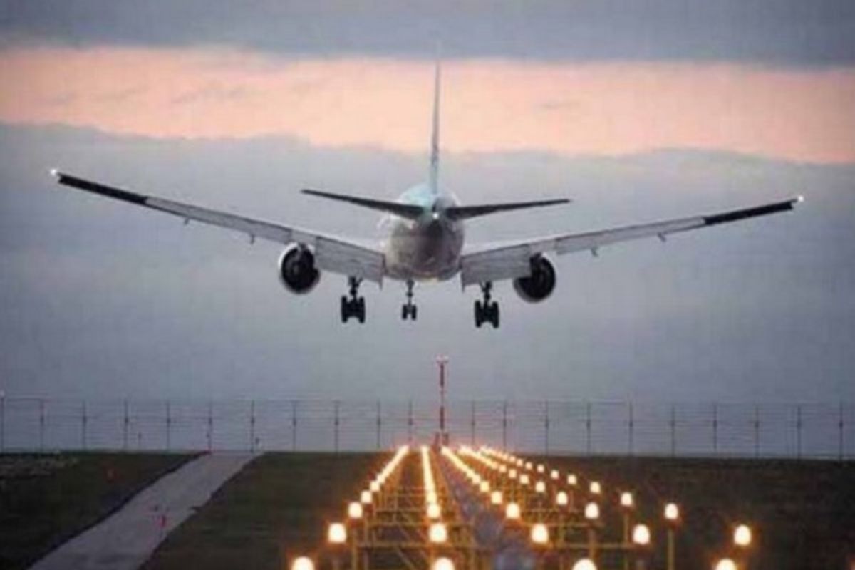 Delhi airport gets bomb threat email on a flight, turns out hoax