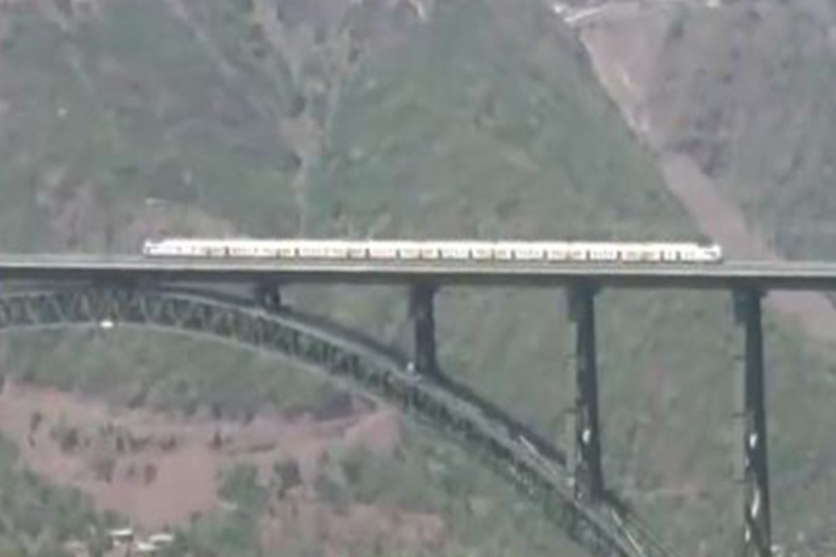 Railways conducts successful trial run of train over world’s highest bridge in J&K