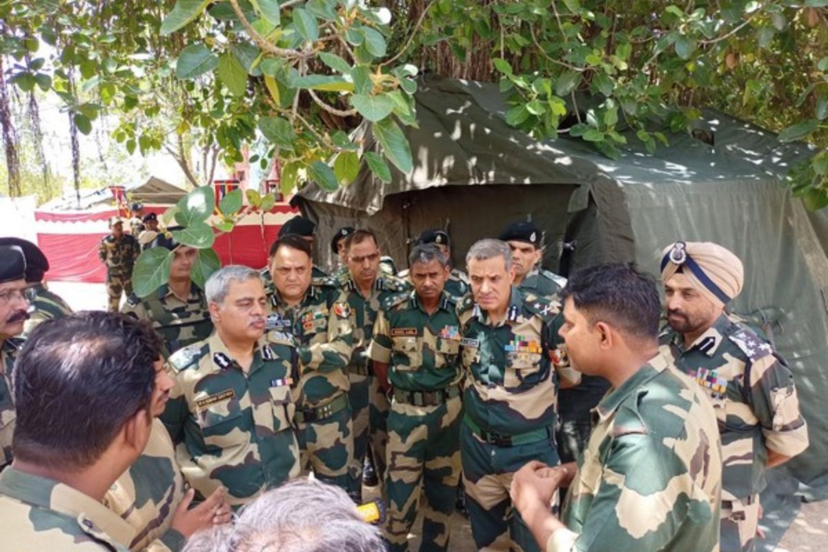 BSF DG reviews security along Pakistan border as Amarnath yatra begins