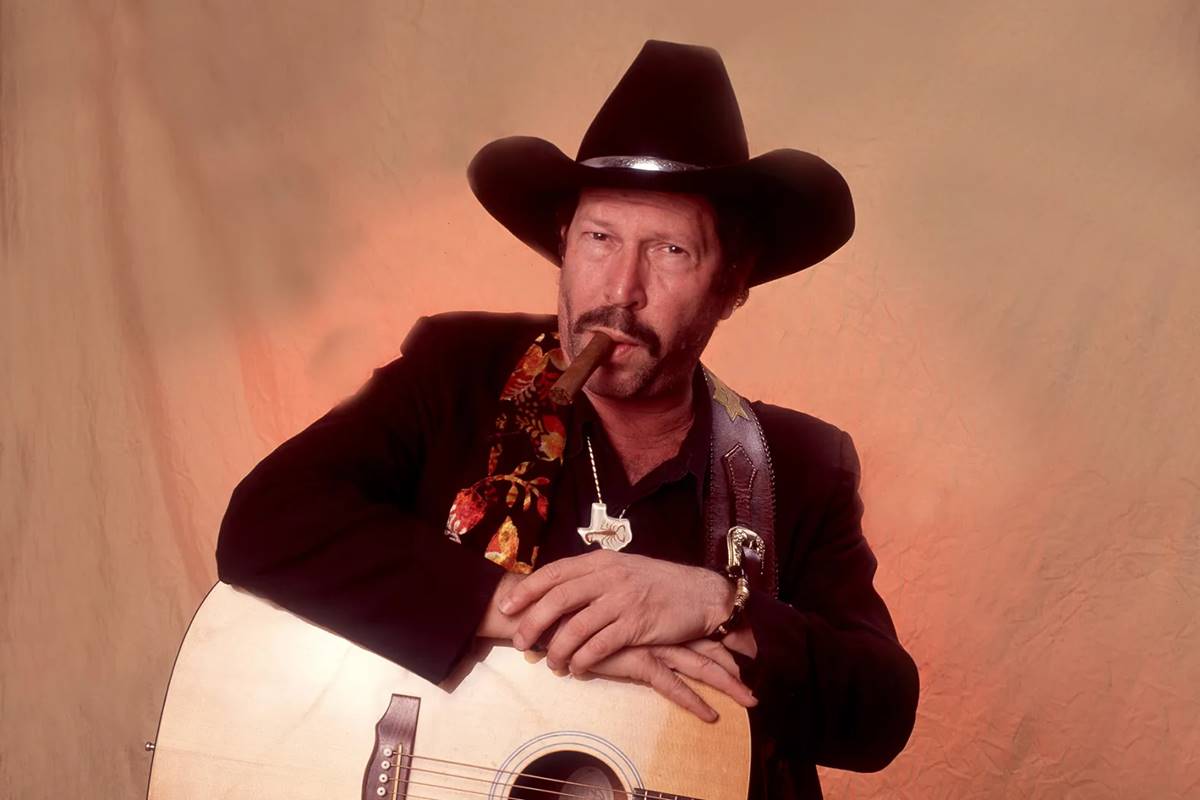 Kinky Friedman, eccentric singer and author, dies at 79