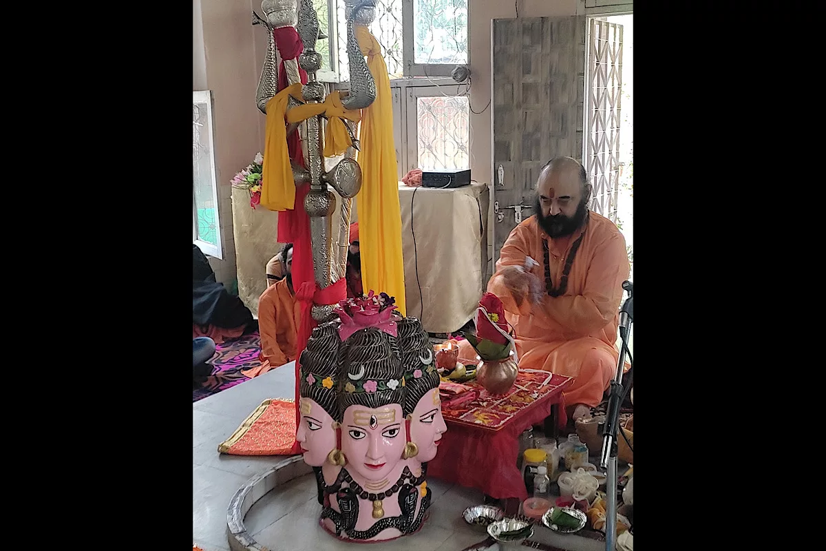 Holy Mace of Lord Shiva to be taken to Shankracharya, Srinagar temples before being carried to Amarnath shrine