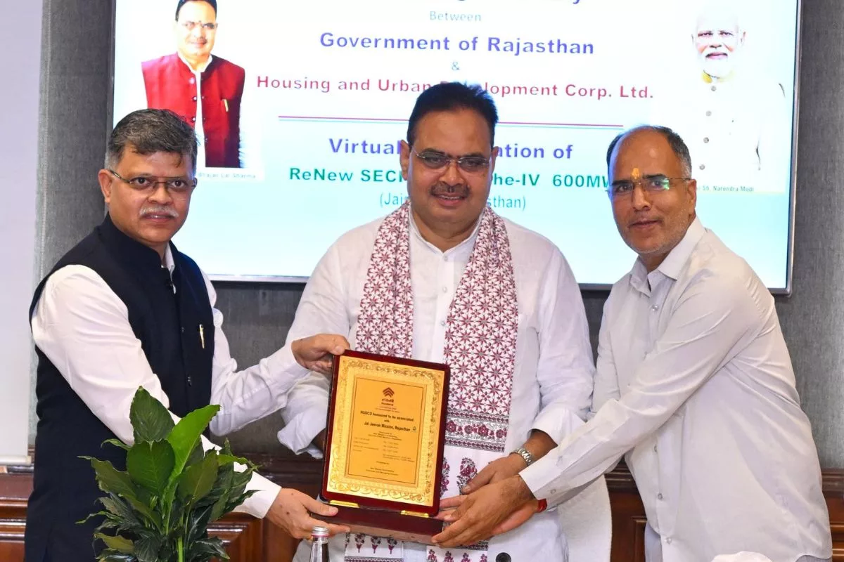 Rajasthan govt, HUDCO sign MoU for renewable energy boon