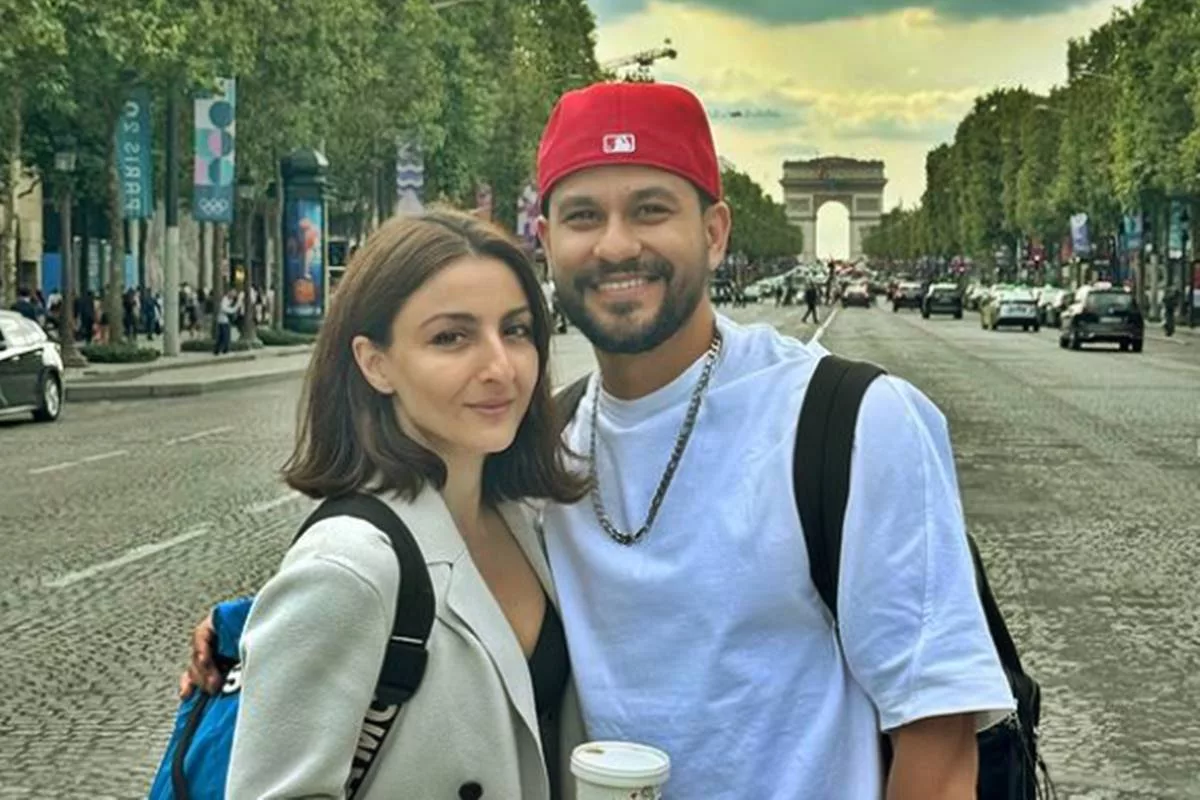 Soha Ali Khan and Kunal Kemmu celebrate 10-year engagement anniversary in Paris