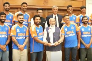 World Champions Rohit Sharma & Co. meet PM Modi after arrival in India
