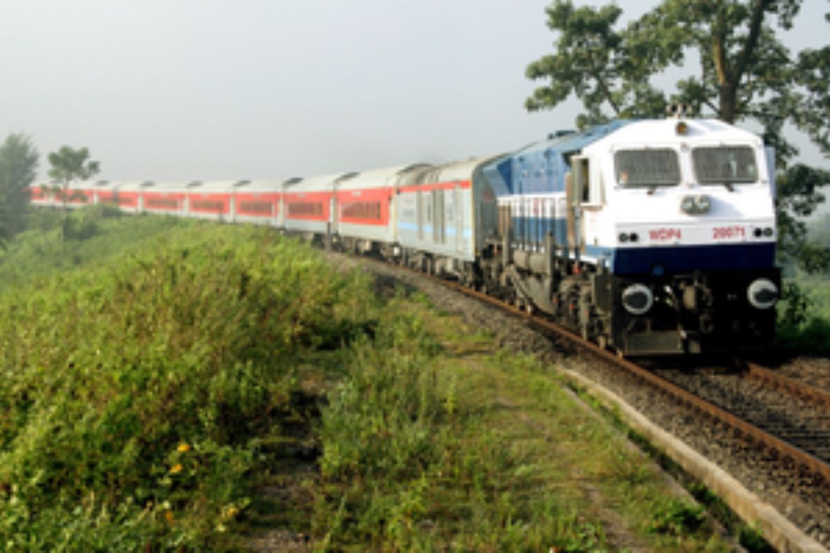 Indian Railways achieves 135.46 MT freight loading in June