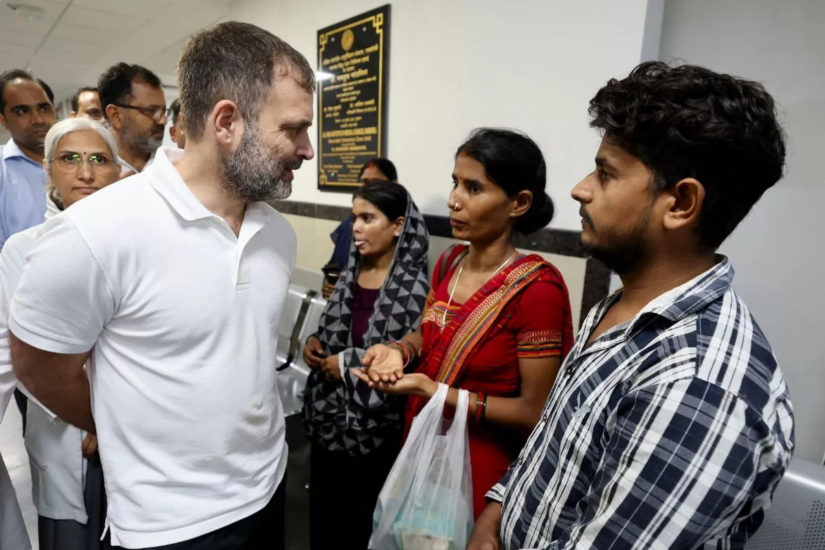 Rahul Gandhi meets martyr Captain Anshuman Singh’s parents