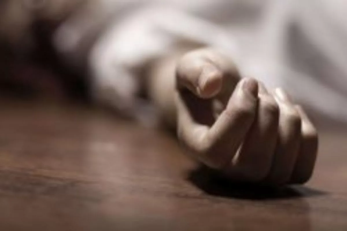 Assistant Director in MP govt PRO commits suicide