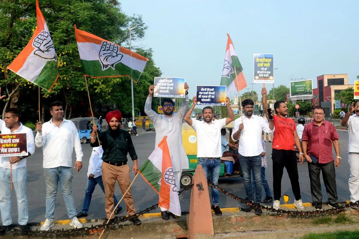 Delhi Cong protests against power tariff hike