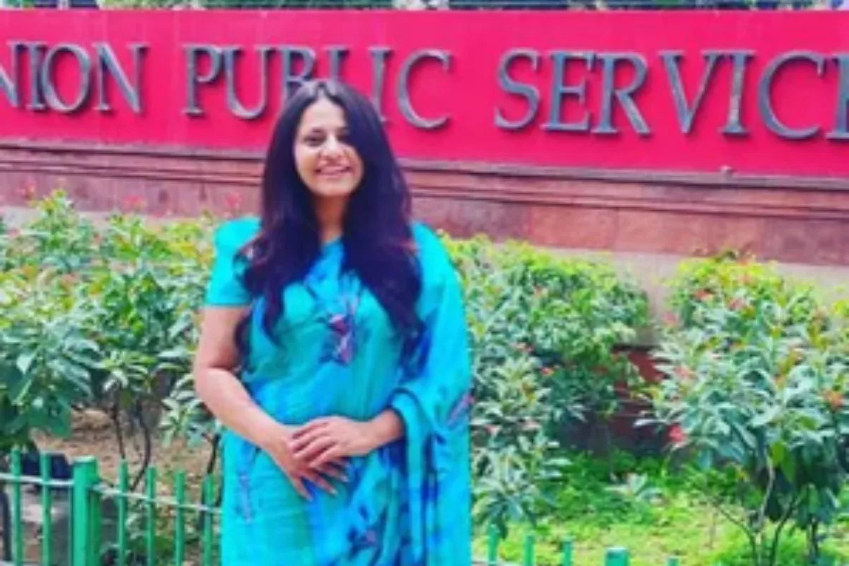 SC extends protection from arrest to former IAS trainee Puja Khedkar