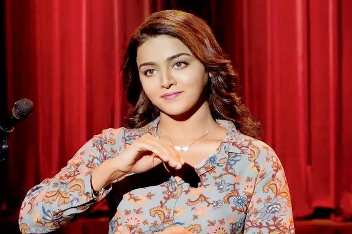 Wamiqa Gabbi shakes off airport fashion pressure, debuts on runway