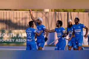 Ten-man India stop Britain to enter hockey semis