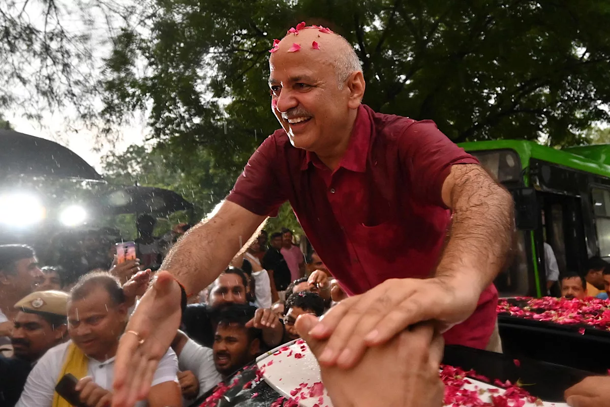 Sisodia walks out of Tihar, claims Kejriwal will follow soon